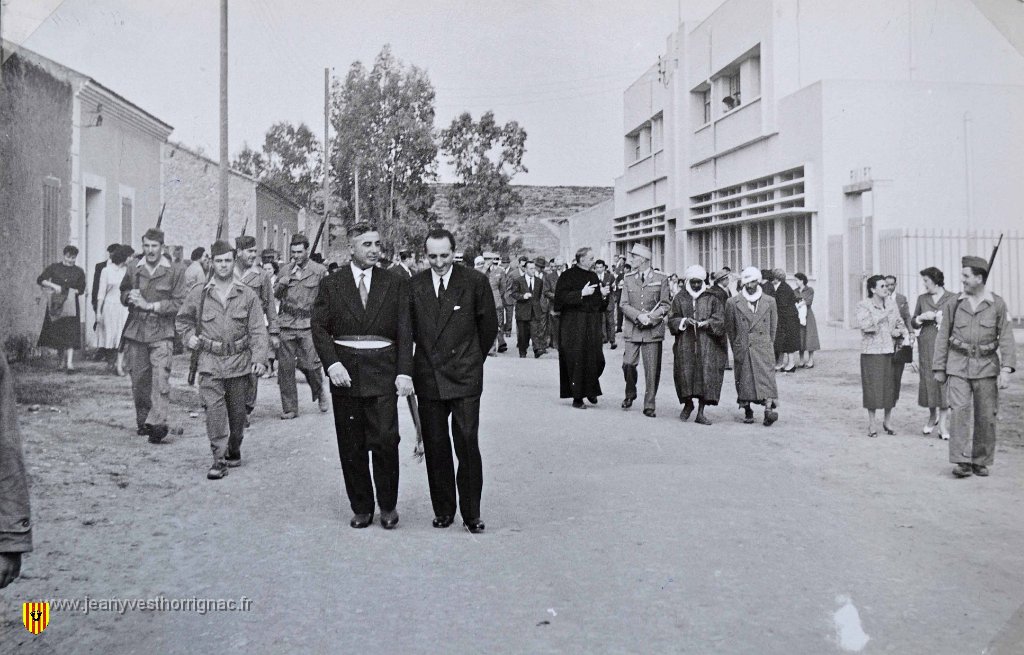 Fornaka groupe scolaire 1957.jpg